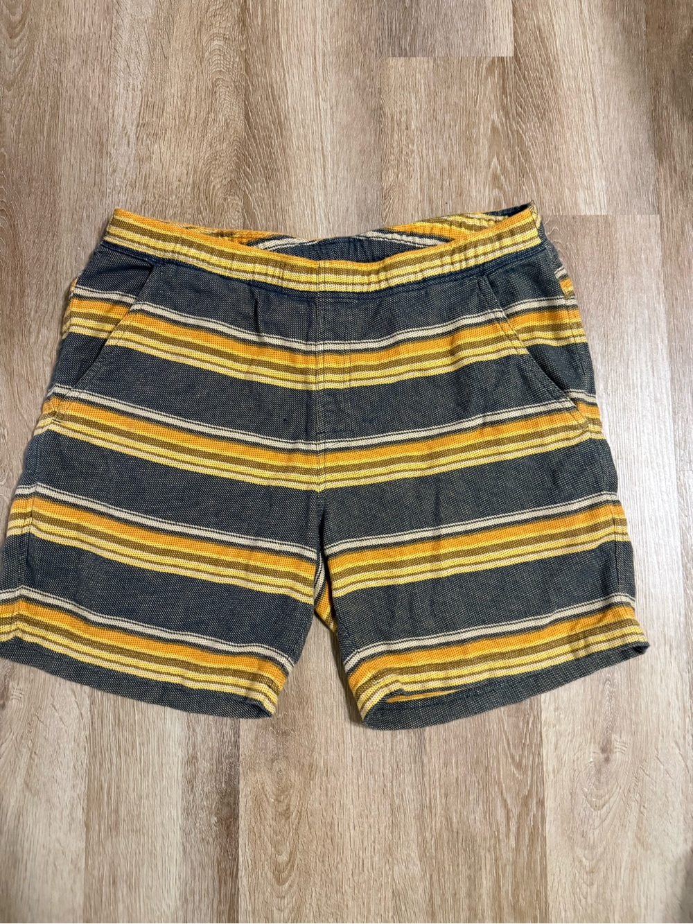 Kavu Men's Seaboard Shorts Extra Large, Gray Yellow Striped, Beach Hippie Grunge